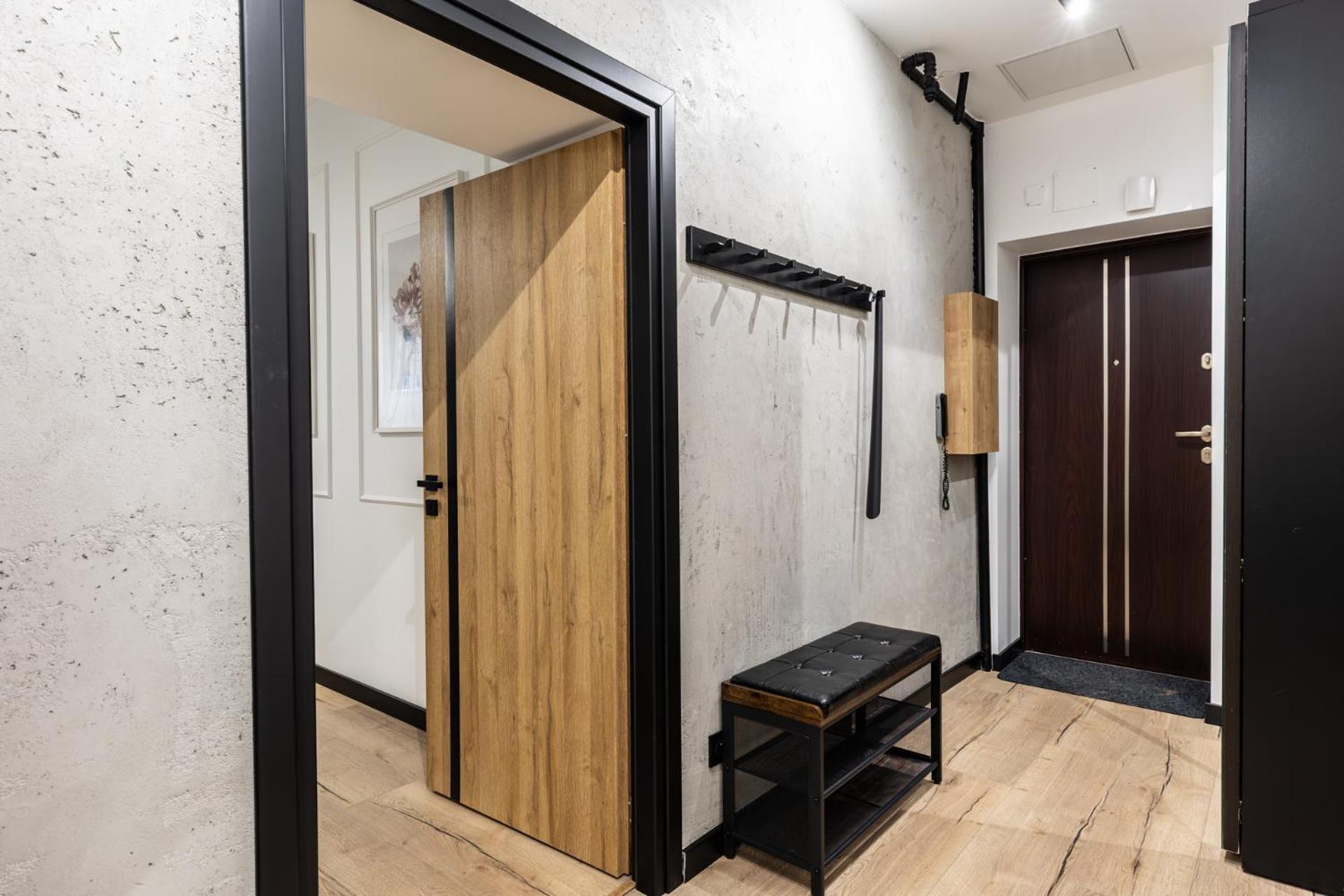Apartamenty Premium, Faktura Vat, Zrodlowa Centrum Parter Ground Floor Parking Super Lokalizacja Two Bedrooms Kitchen 50 M2 凯尔采 外观 照片