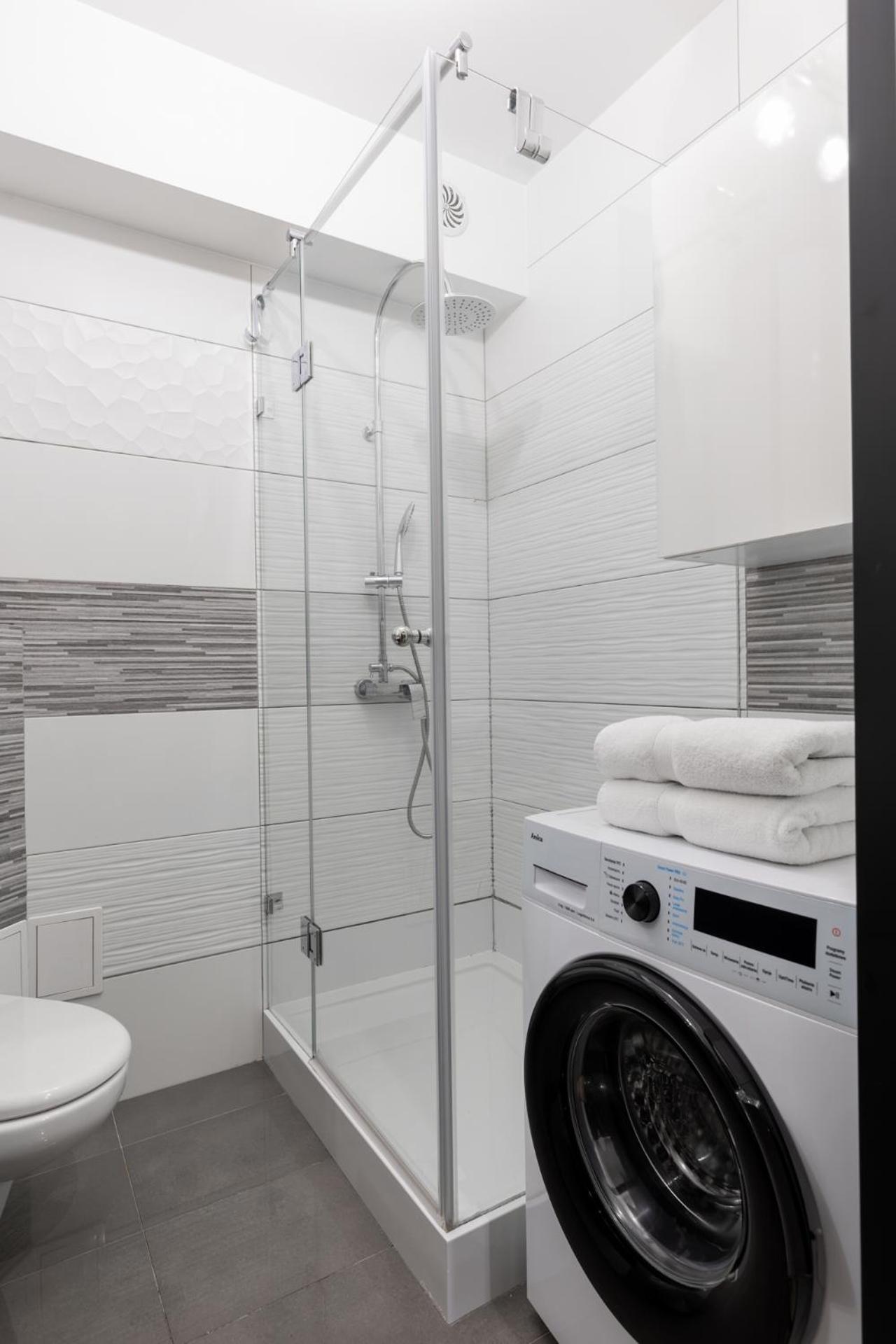 Apartamenty Premium, Faktura Vat, Zrodlowa Centrum Parter Ground Floor Parking Super Lokalizacja Two Bedrooms Kitchen 50 M2 凯尔采 外观 照片