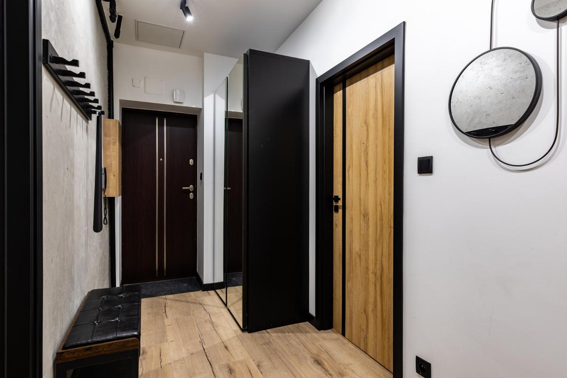 Apartamenty Premium, Faktura Vat, Zrodlowa Centrum Parter Ground Floor Parking Super Lokalizacja Two Bedrooms Kitchen 50 M2 凯尔采 外观 照片